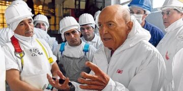 Lo anuncia Alberto: Coto invirtió 25 millones de dólares para poner a punto la planta que compró a Mattievich en Rosario