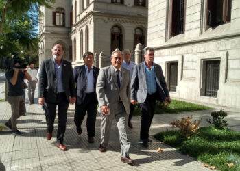 Los dilemas éticos de los dirigentes rurales: ¿Tienen que declarar sus bienes cuando ocupan cargos importantes en el Estado?