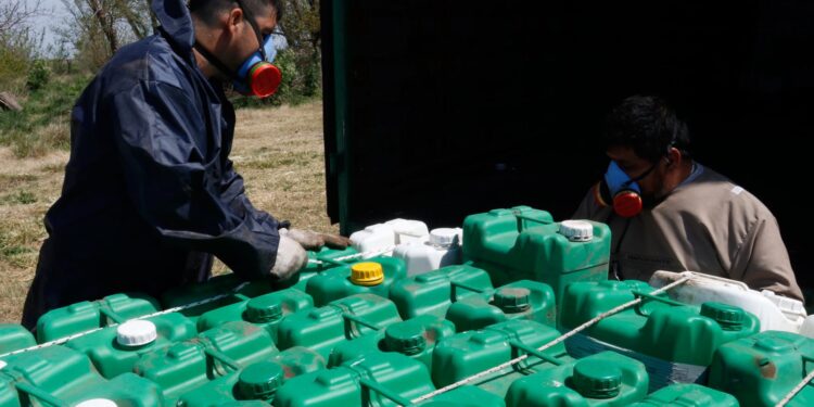 Santa Fe: Proveedores de agroinsumos piden a Perotti que implemente el sistema de gestión de envases vacíos