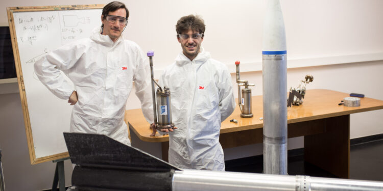 Elon Musk un poroto: En la Argentina un grupo de emprendedores logró lanzar el primer cohete reutilizable propulsado por biocombustibles