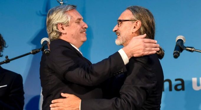 Y siguen boludeando a la gente: El gobierno anunció, justo cuando comenzaba el paro agropecuario, que reabrirá las exportaciones de maíz