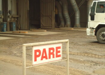 La “maldición” según Vallejos: Por qué no hay que perder el tiempo intentando responder a este tipo de narrativa