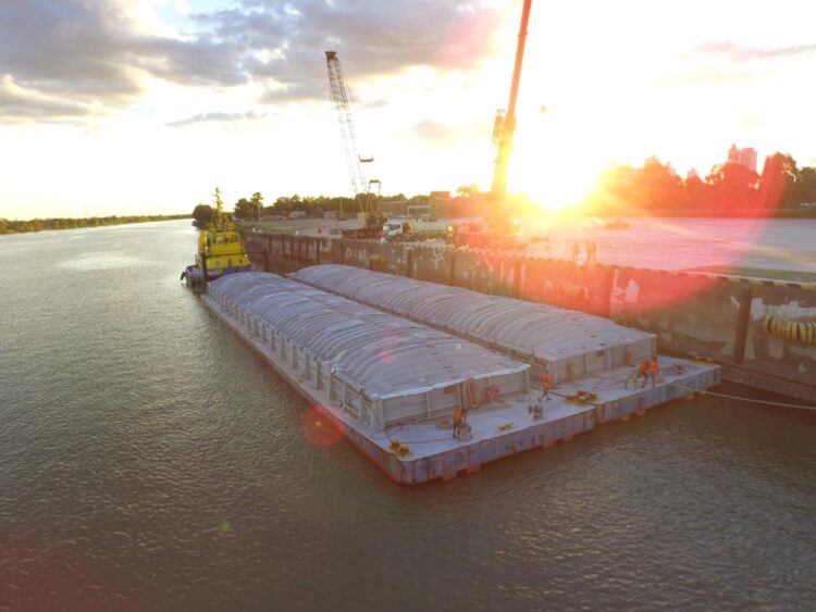 Luego de décadas sin operaciones, lograron reactivar el puerto cerealero de Santa Fe: Ya exportó maíz, sorgo, soja y ahora van por el trigo