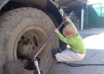 Más vale no pinchar: Emilio Felcman contó que en 2020 lo que más subió para el trasporte de cargas fueron las cubiertas