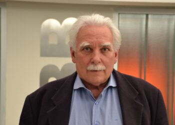 Ni el hombre de la Bolsa asusta a los que rompen silobolsas: Lo hicieron en el campo de Carlos Sosa, de la Bolsa de Bahía Blanca