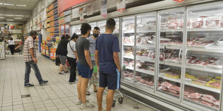 Pese al aumentazo, en Argentina la carne cuesta un 6% menos que en Brasil, un 15% menos que en Uruguay y un 30% menos que en Chile