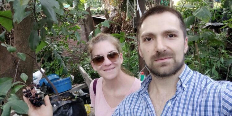 El increíble vivero de Juan en Corrientes: Rescata frutas nativas casi desconocidas, que son mucho más nutritivas que las de afuera