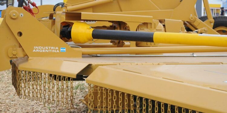 Córdoba  y Santa Fe avalan: Apoyo de gobernadores a una ley que distinga la maquinaria agrícola nacional de la importada