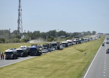 Parece una burla: Después de dos meses con puertos paralizados, el gobierno promete “garantizar la seguridad y el flujo de la producción agropecuaria”