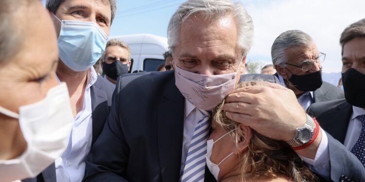 El gobierno eligió al campo como enemigo para culparlo por el descalabro económico que viene en camino