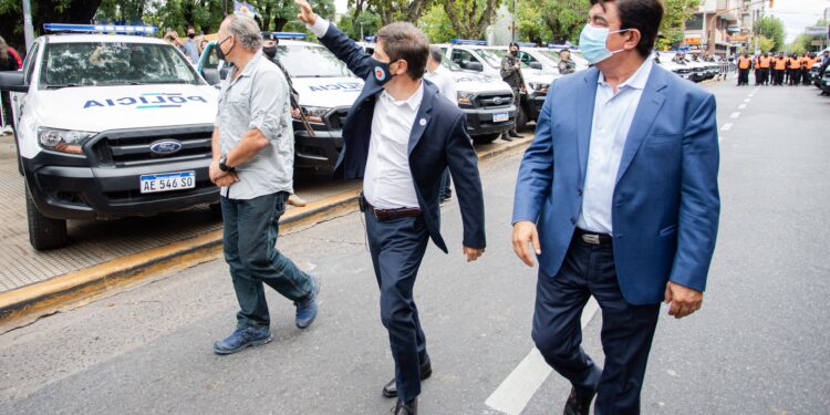 Hace 17 días que no pueden ingresar camiones con granos a los puertos de Quequén y Bahía Blanca: Productores desesperados por no poder entregar (y cobrar) trigo y cebada