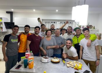 Despostadores argentinos de exportación: El trabajador cárnico Vicente Larrosa se fue a Polonia con un envidiable contrato laboral