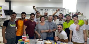 Despostadores argentinos de exportación: El trabajador cárnico Vicente Larrosa se fue a Polonia con un envidiable contrato laboral