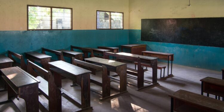 “Solo somos padres pidiendo por el derecho constitucional de nuestros hijos a ser educados”, dice Fernando Bargo, integrante de Padres Organizados