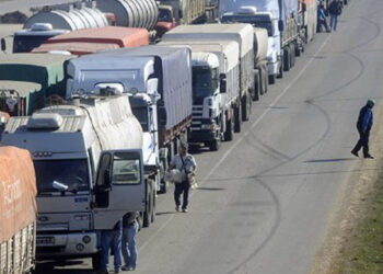 Hace 21 días que no ingresan camiones a Quequén y Bahía Blanca: “No pueden trabajar acopios, cooperativas, personal del puerto y transportistas que quieren pero no pueden porque están amenazados”, alerta Carlos Sosa