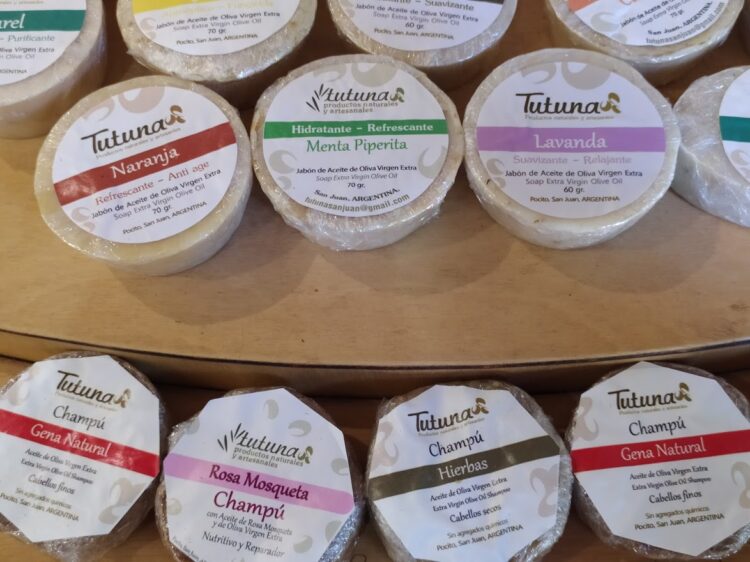 Esteban Santipolio cerró un círculo perfecto para su pequeña finca de olivos: Agrega muchísimo valor sin depender de insumos externos