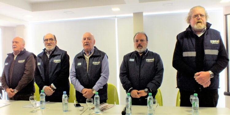 Los recibidores de granos insisten en que su jornada laboral debe achicarse a 6 horas