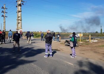 Alerta logístico: aceiteros lanzan paro en el sector norte de Rosario para solidarizarse con trabajadores despedidos de Buyatti