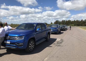 Las automotrices aseguran que los problemas generados por la pandemia son la causa detrás de las demoras en las entregas de camionetas