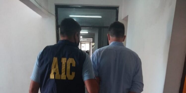 Detuvieron a un ex diputado radical al encontrar hacienda robada en su establecimiento del norte de Santa Fe