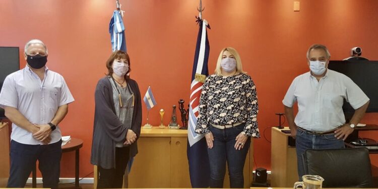 Clave: INTA publicó un documento sobre lenguaje inclusivo para que personas que trabajan en la institución puedan expresarse sin excederse en el uso de referencias masculinas