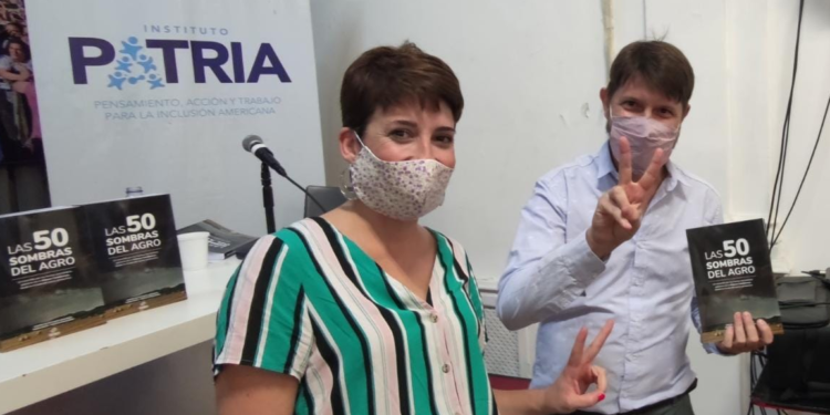 Se presentó el libro que asegura que el kirchnerismo hizo más que nadie por el campo y que el enfrentamiento K versus agro fue “un relato creado”