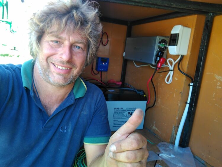 Energía móvil: ¿Cuánto cuesta poner paneles solares en una casilla de cosecha y para qué sirven?