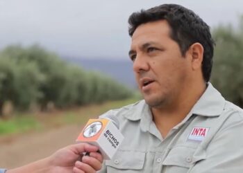 Sebastián Sosa busca tecnologías para la agricultura familiar del Cuyo: Ahora estudiarán cómo funcionan los biofertilizantes