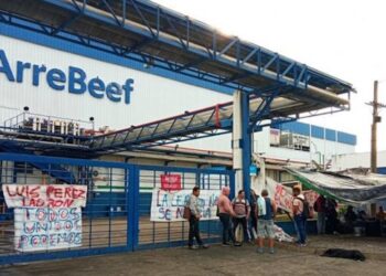 Cómo se originó el conflicto sindical en Arrebeef que fue escalando hasta provocar el hartazgo de la familia Borrell: Piden al histórico delegado gremial que renuncie