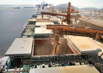 El índice global de fletes marítimos de carga regresó al nivel más elevado desde 2010: ¿Es una buena noticia?