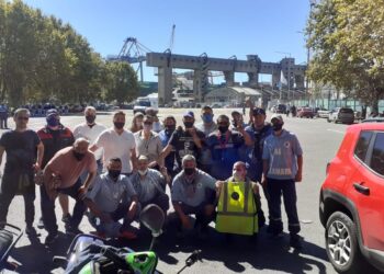 ¿De dónde van a salir las divisas? Un grupo de trabajadores portuarios autoconvocados impide que se concreten exportaciones de carnes