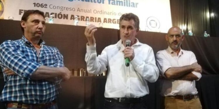 Chacareros podridos del relato: Este tipo de intervención oficial ya ni seduce a la Federación Agraria