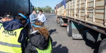 ARBA salió a controlar camiones en plena cosecha, aunque su titular parece saber poco de agro, transporte, geografía y hasta matemáticas