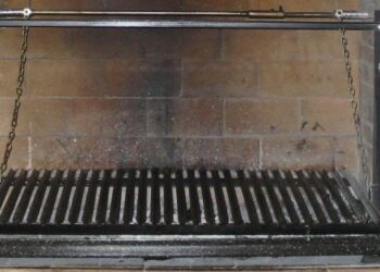 La razones de fondo: Desde hace varias décadas, una producción estancada de carne vacuna debe repartirse entre más argentinos