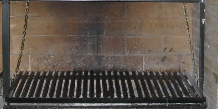 La razones de fondo: Desde hace varias décadas, una producción estancada de carne vacuna debe repartirse entre más argentinos