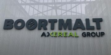 ¿Cuáles son las condiciones comerciales de Boortmalt para los contratos de producción de cebada cervecera 2021/22?