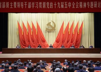 Hay demanda para rato: El Partido Comunista Chino permitirá tener tres hijos y elevará la edad de jubilación