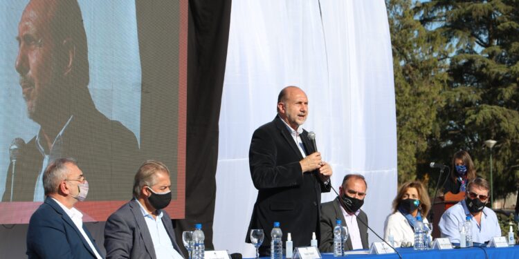 Las dos principales provincias de la “Argentina del Centro” se manifestaron en contra del cierre de exportaciones de carne instrumentado por Alberto Fernández