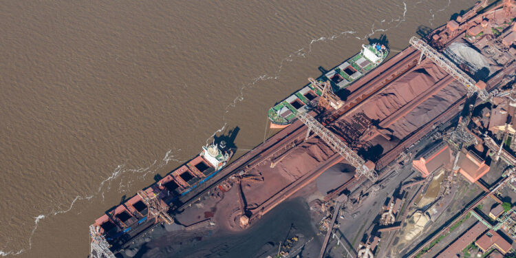 Hidrovía: La avanzada kirchnerista intentará imponer una nueva “retención” al agro a pesar de la resistencia del massismo