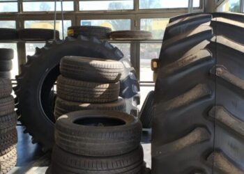 Las gomas nunca llegaron y solo se recauchutan: Transportistas alertan sobre la inseguridad vial que provoca la falta de neumáticos