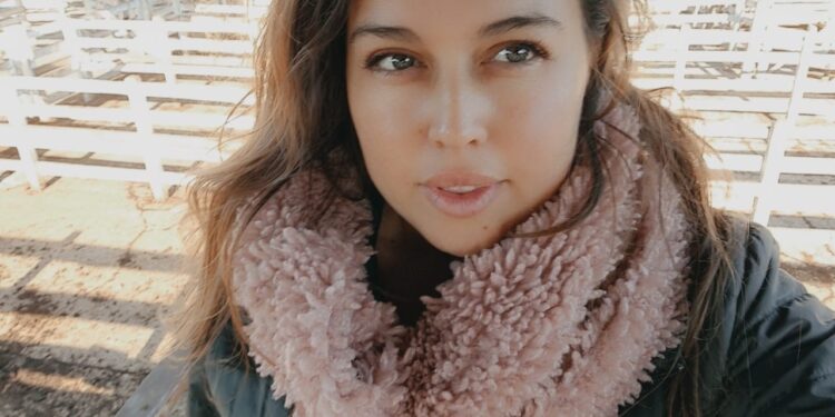 Gisele Remorini es la única ‘compradora’ de hacienda en el Mercado de Liniers: “Por más que seas mujer, el que remata siempre busca el precio más alto”, aclara