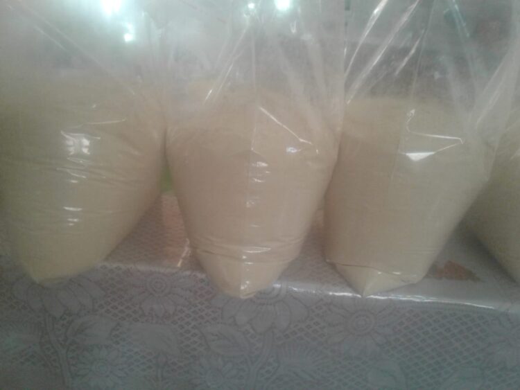 ¿Cómo se elabora el patay? Miguel Reinoso y su familia producen ese pan de harina de algarroba en Aimogasta, y buscan que prenda en las nuevas generaciones