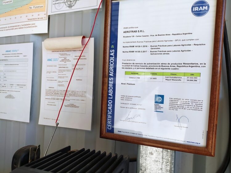 Para que no les corten las alas, la empresa AeroTrab comenzó a certificar sus aeroaplicaciones bajo las normas de IRAM