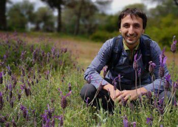 Lucas Garibaldi es doctor en Ciencias Agropecuarias y promueve una mayor diversidad en la producción argentina: “Estamos confundidos respecto de cuál es la fuente de la felicidad”