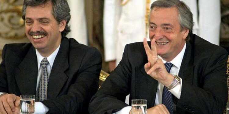 “Aprendí de los errores”, decía Alberto. Pero copia con exactitud el cierre de las exportaciones de carne que ordenó Néstor hace 15 años