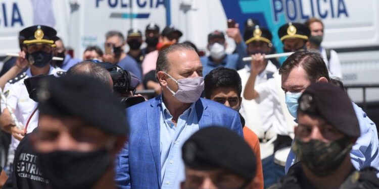 El lado gaucho de la fuerza: Berni prometió incorporar mil policías especializados en el delito rural