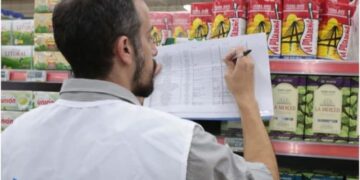 El gobierno extendió hasta junio los precios máximos, pero algunos productos -como lácteos- pudieron zafar de ese cepo