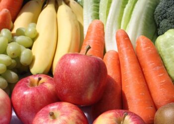 Del campo a la góndola: en mayo pasado el consumidor pagó 4,7 veces más de lo que el productor cobró por esos alimentos