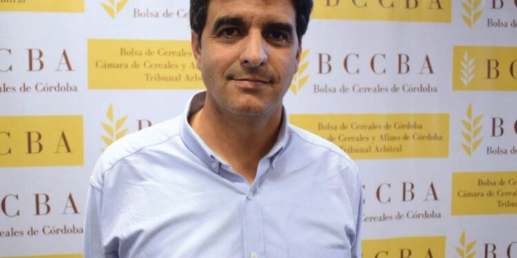Federico Santangelo : “Este cierre de exportaciones de carne es una remake de lo que vimos en 2006: pensaron que iba a bajar el precio y lo multiplicaron por 10”