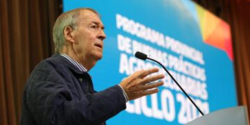 Metamensaje de Schiaretti al gobierno central: “Los cordobeses estamos peleando contra la pandemia y vamos a seguir peleando con toda nuestra fuerza”